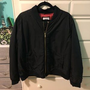 Black Old Navy bomber jacket